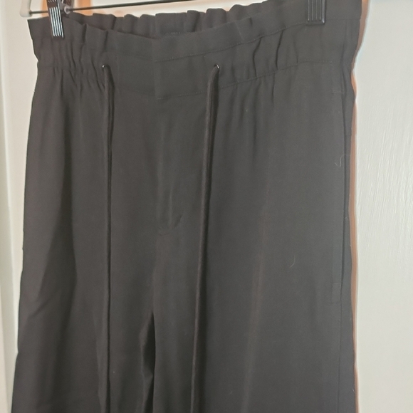 Vince Black Straight Leg Pants - Picture 5 of 6